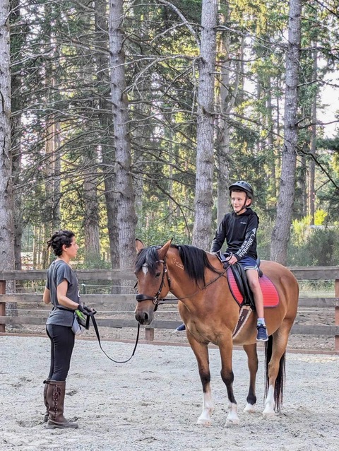 bri teaching student horse riding lessons
